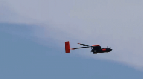 “馮如三號-100型”無人機成功飛行畫面，北航供圖